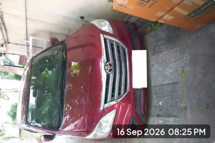 Toyota Innova 25 G
