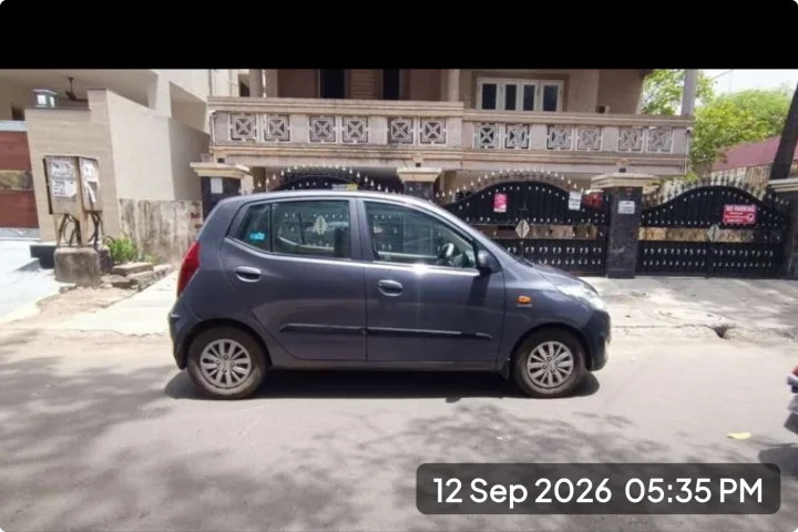 Hyundai Hyundai I 10 Sportz 1 2 M photo 2